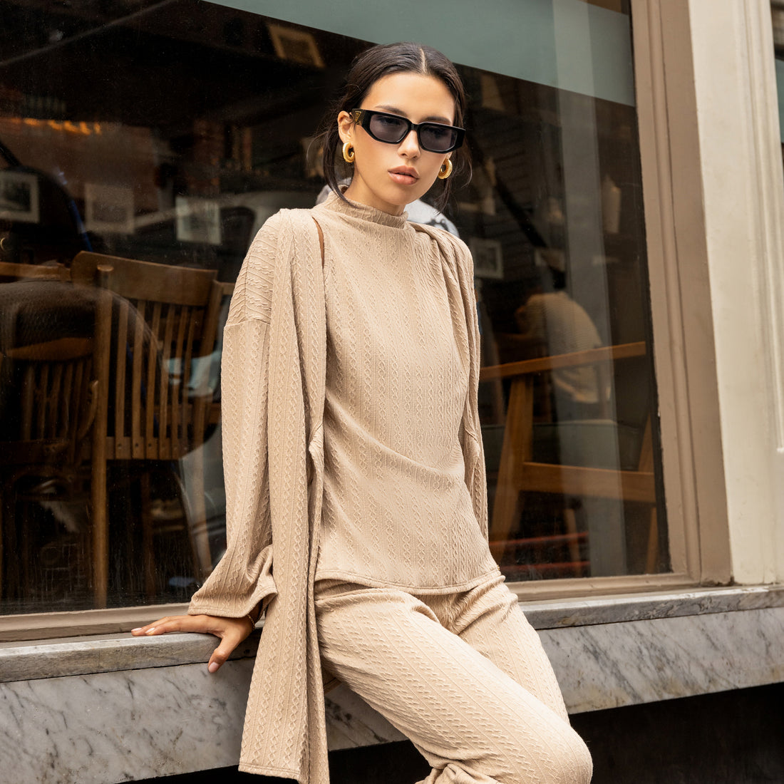 Chompa Karima Beige