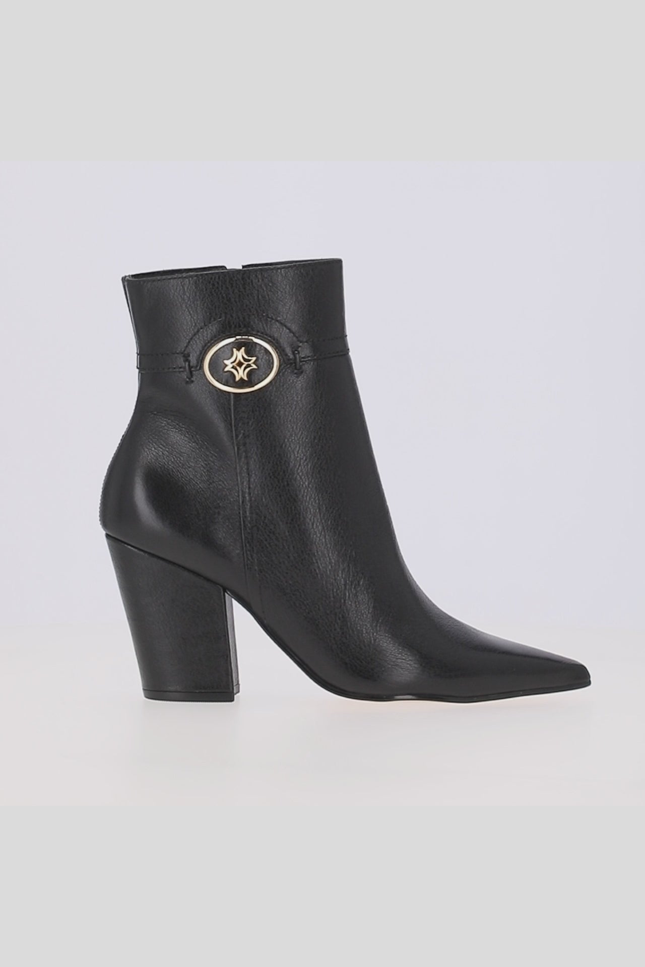 Botín Emblem Block Heel Alto LDL 81050001